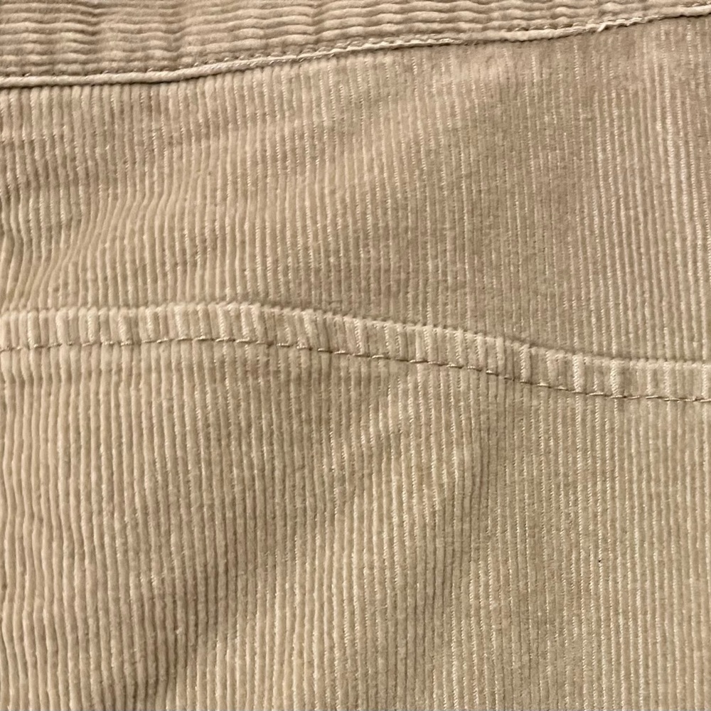 Limited size 12 Y2K corduroy skirt - Picture 5 of 5